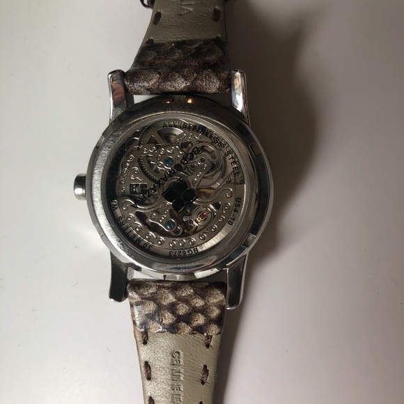 BCBG Python Watch. Model BG6273 - Picture 4 of 5